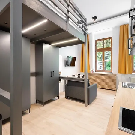 Servus By Homaris 3*