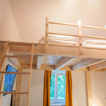 Servus By Homaris Mnichov