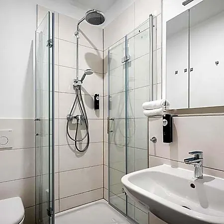 Servus By Homaris 3* Munich