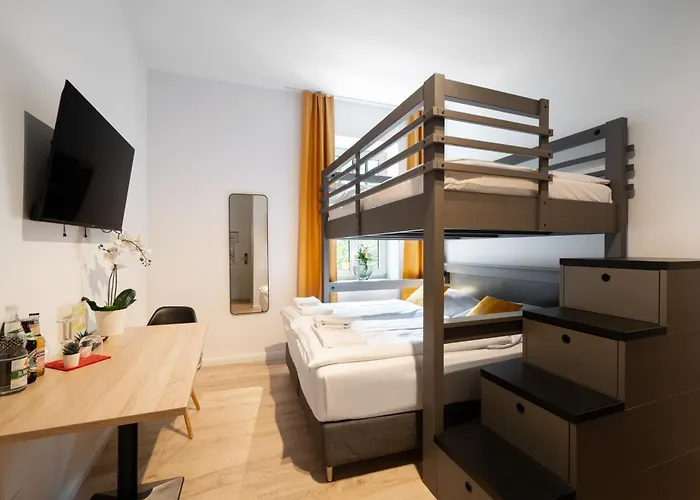 Apartahotel Servus By Homaris 3*